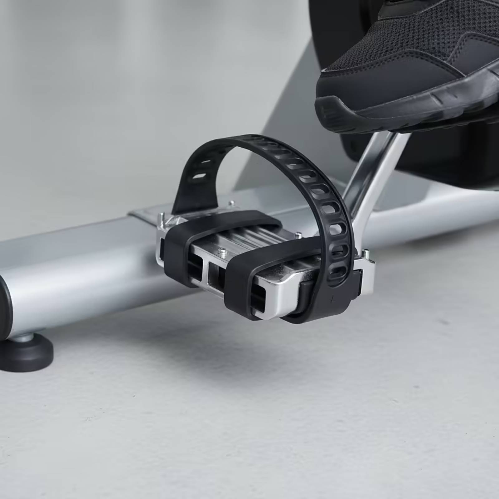 دواسات دراجة تمارين رياضية مع  - مراجعة Home Gym Installation وسعره