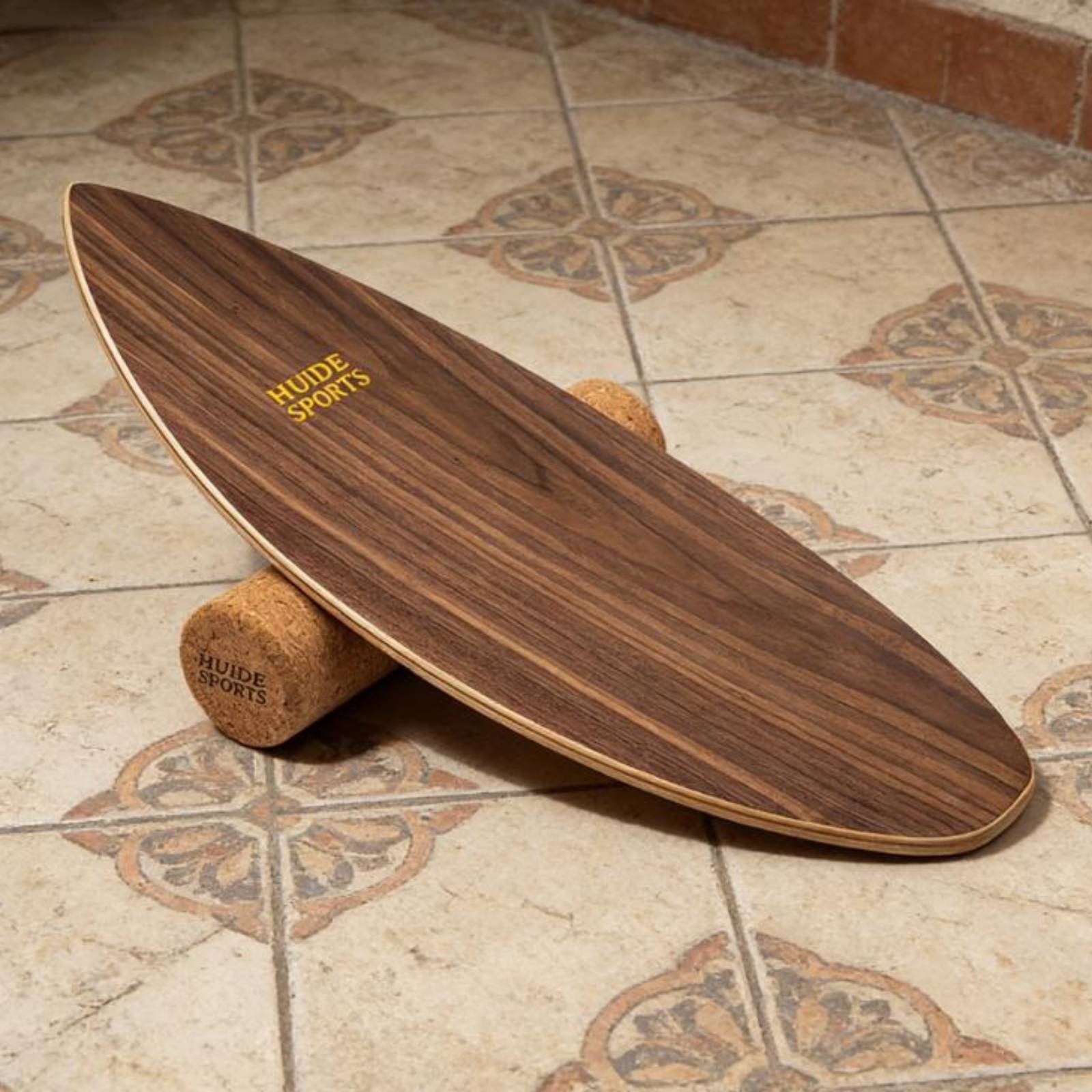 لوح توازن خشبي متين مصنوع من خ - مراجعة Wobble Board Balance وسعره